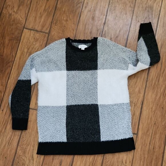 ELLE women's size medium black and white block print sweater - Picture 1 of 7